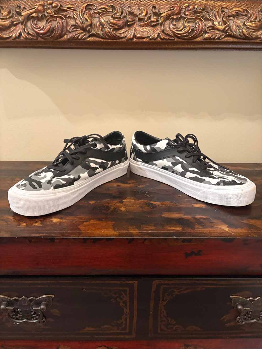 Vans Camo Black, White & Gray Low-Top Sneakers- Women’s 8.5 - Picture 7 of 10